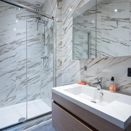 The Rabbit Hole - Romantic With Adult Playroom Apartment Antwerp